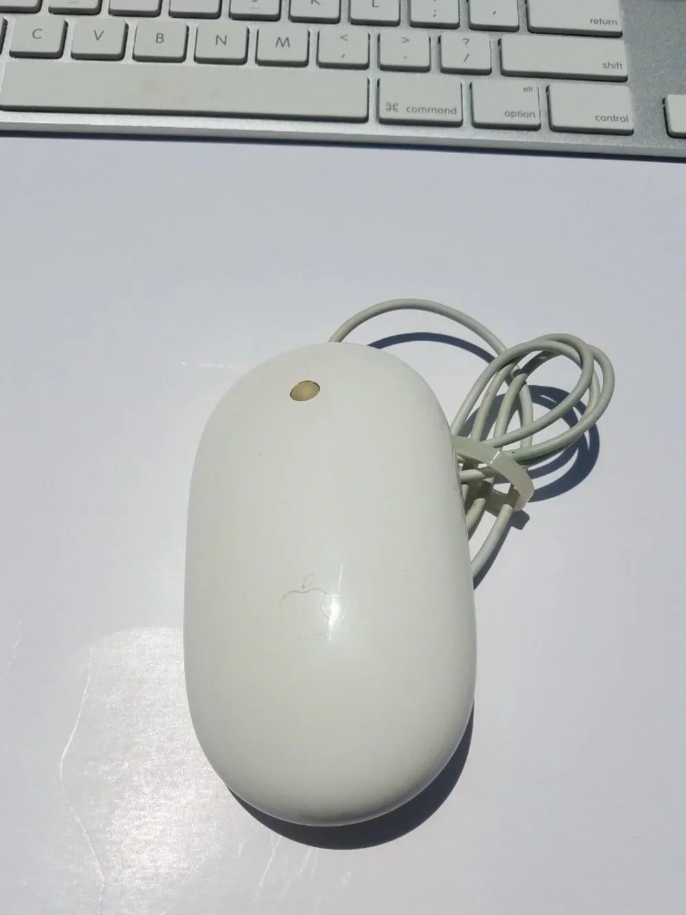 Apple White Aluminum USB Wired Keyboard A1243 and Apple wired Mouse A1152